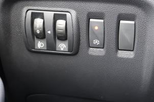 Renault Captur I 1.3 TCE 150 16V Épave (2019, Orange)