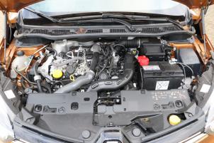 Renault Captur I 1.3 TCE 150 16V Épave (2019, Orange)