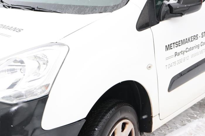 Peugeot Partner 1.6 HDI 75 Phase 2 Épave (2015, Granit)