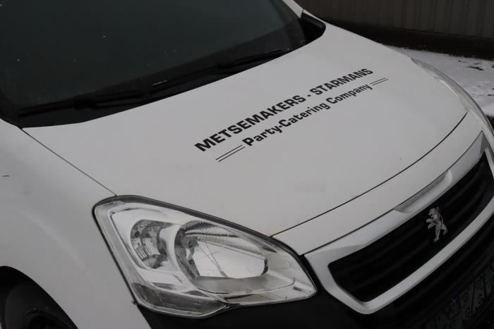 Peugeot Partner 1.6 HDI 75 Phase 2 Épave (2015, Granit)