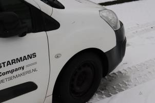 Peugeot Partner 1.6 HDI 75 Phase 2 Épave (2015, Granit)