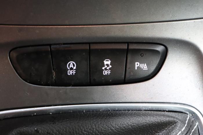 Opel Astra K 1.4 Turbo 16V Épave (2019, Bleu)
