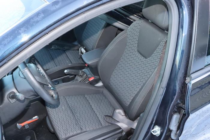 Opel Astra K 1.4 Turbo 16V Épave (2019, Bleu)