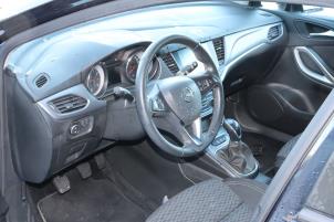 Opel Astra K 1.4 Turbo 16V Épave (2019, Bleu)