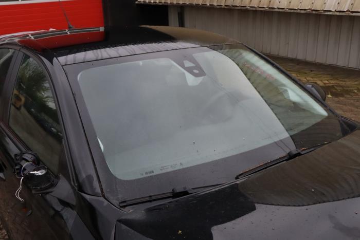Opel Corsa F 1.2 12V 75 Épave (2021, Métallisé, Noir)