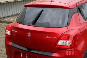 Suzuki Swift 1.2 Dual Jet 16V Vehículo de desguace (2017, Rojo)
