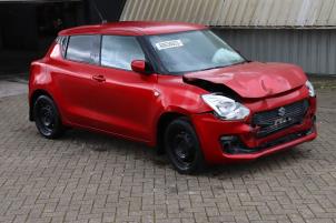 Suzuki Swift 1.2 Dual Jet 16V Vehículo de desguace (2017, Rojo)