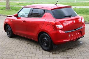 Suzuki Swift 1.2 Dual Jet 16V Vehículo de desguace (2017, Rojo)