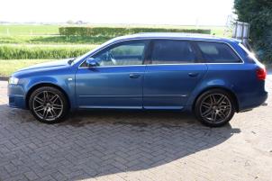 Audi A4 Avant 2.0 TFSI 20V Quattro Épave (2006, Métallisé, Bleu)