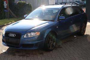 Audi A4 Avant 2.0 TFSI 20V Quattro Épave (2006, Métallisé, Bleu)