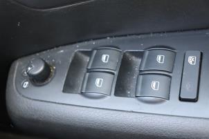 Audi A4 Avant 2.0 TFSI 20V Quattro Épave (2006, Métallisé, Bleu)