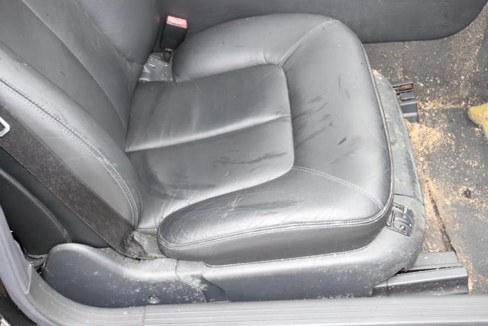 Mercedes CL 5.8 CL-600 V12 36V Épave (2000, Métallisé, Noir)