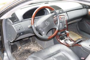 Mercedes CL 5.8 CL-600 V12 36V Épave (2000, Métallisé, Noir)