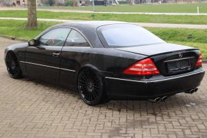 Mercedes CL 5.8 CL-600 V12 36V Épave (2000, Métallisé, Noir)