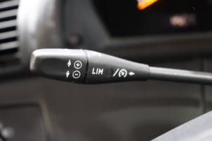 Mercedes CL 5.8 CL-600 V12 36V Épave (2000, Métallisé, Noir)