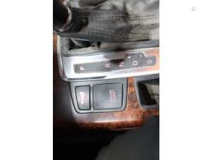 Audi A6 Avant 4.2 V8 40V FSI Quattro Samochód złomowany (2006, Szary)