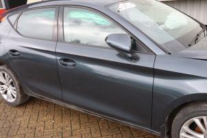 Seat Leon Sportstourer 2.0 TDI SCR Épave (2022, Gris)