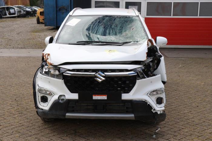 Suzuki SX4 S-Cross 1.4 Booster Jet Turbo 16V SHVS Épave (2023, Blanc)