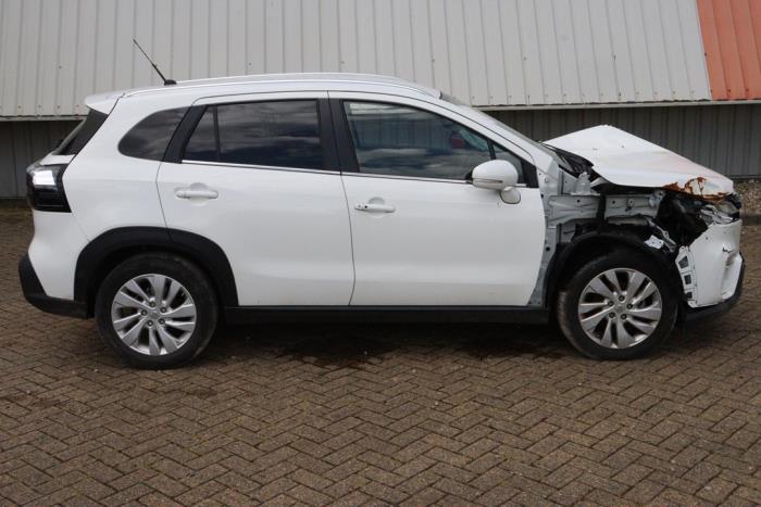 Suzuki SX4 S-Cross 1.4 Booster Jet Turbo 16V SHVS Épave (2023, Blanc)