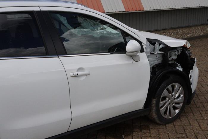 Suzuki SX4 S-Cross 1.4 Booster Jet Turbo 16V SHVS Épave (2023, Blanc)