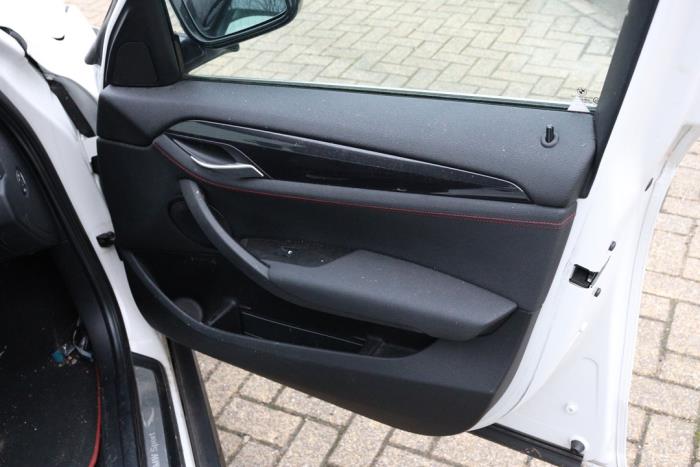 BMW X1 sDrive 20i 2.0 16V Twin Power Turbo Schrottauto (2014, Weiß)