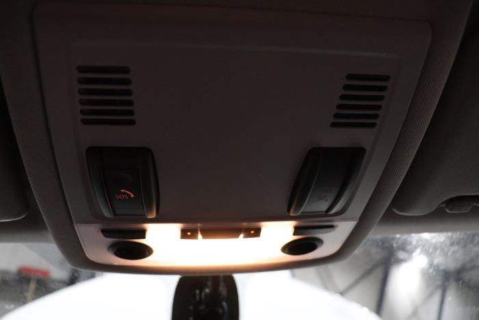 BMW X1 sDrive 20i 2.0 16V Twin Power Turbo Schrottauto (2014, Weiß)