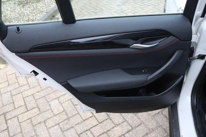 BMW X1 sDrive 20i 2.0 16V Twin Power Turbo Schrottauto (2014, Weiß)
