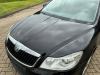 Skoda Octavia Combi 1.2 TSI Schrottauto (2011, Metallic, Schwarz)