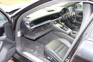 Porsche Panamera 3.0 V6 24V 4 Épave (2018, Métallisé, Noir)