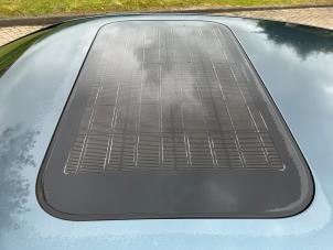 Audi A8 6.0 W12 48V Quattro Épave (2004, Métallisé, Gris argenté)