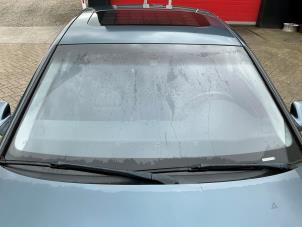 Audi A8 6.0 W12 48V Quattro Épave (2004, Métallisé, Gris argenté)