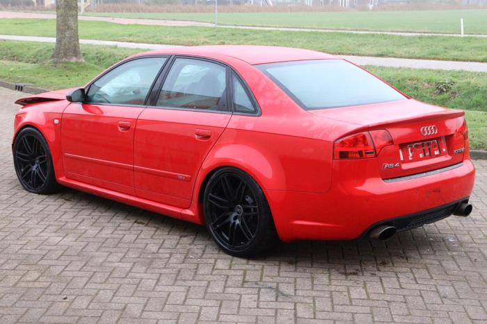 Audi RS 4 4.2 V8 40V Salvage vehicle (2006, Red)