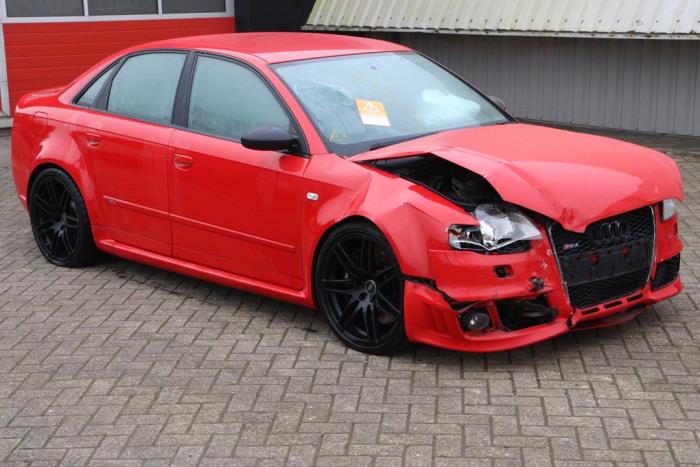 Audi RS 4 4.2 V8 40V Salvage vehicle (2006, Red)