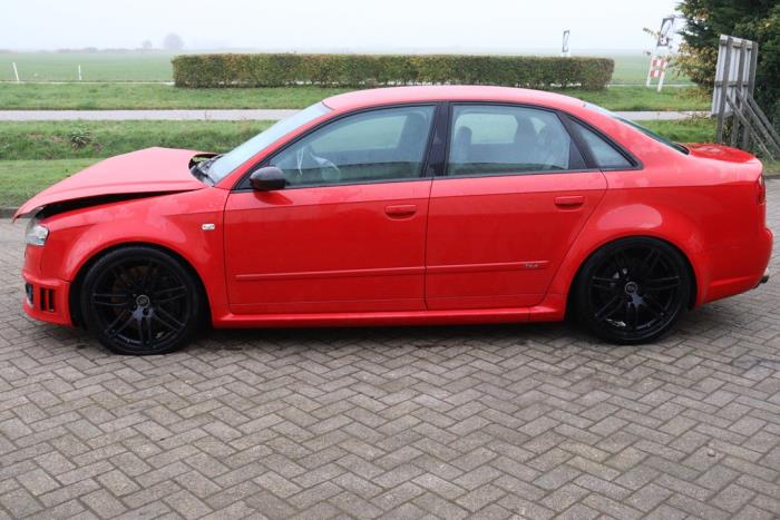 Audi RS 4 4.2 V8 40V Salvage vehicle (2006, Red)
