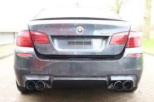 BMW M5 4.4 V8 32V TwinPower Turbo Samochód złomowany (2016, Ciemny, Szary)