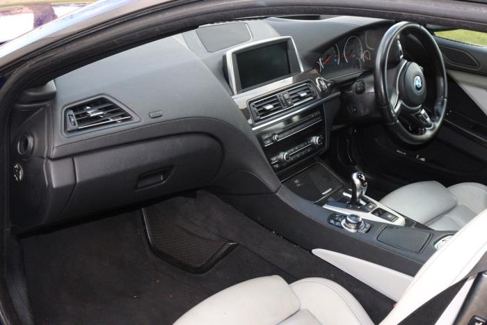 BMW M6 4.4 V8 32V TwinPower Turbo Vehículo de desguace (2013, Metálico, Azul)
