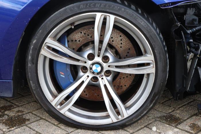 BMW M6 4.4 V8 32V TwinPower Turbo Vehículo de desguace (2013, Metálico, Azul)