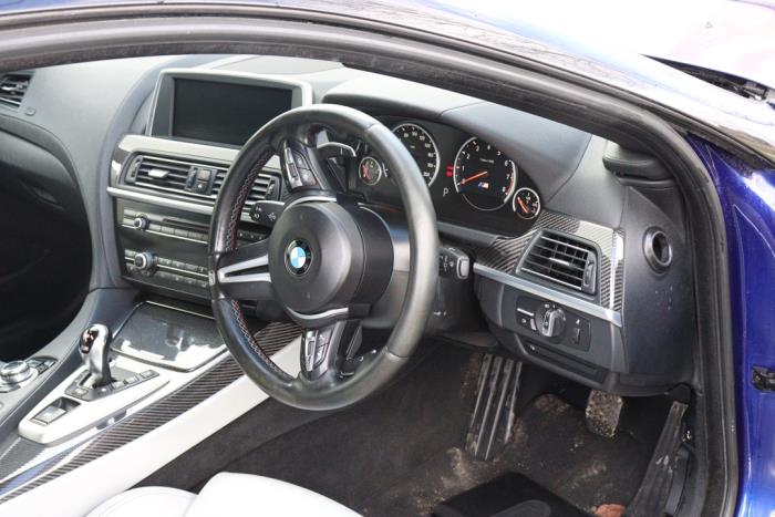 BMW M6 4.4 V8 32V TwinPower Turbo Vehículo de desguace (2013, Metálico, Azul)