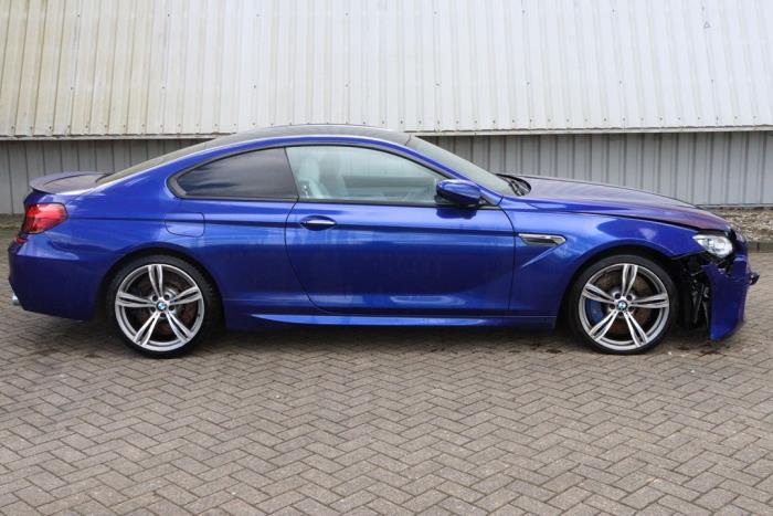BMW M6 4.4 V8 32V TwinPower Turbo Vehículo de desguace (2013, Metálico, Azul)