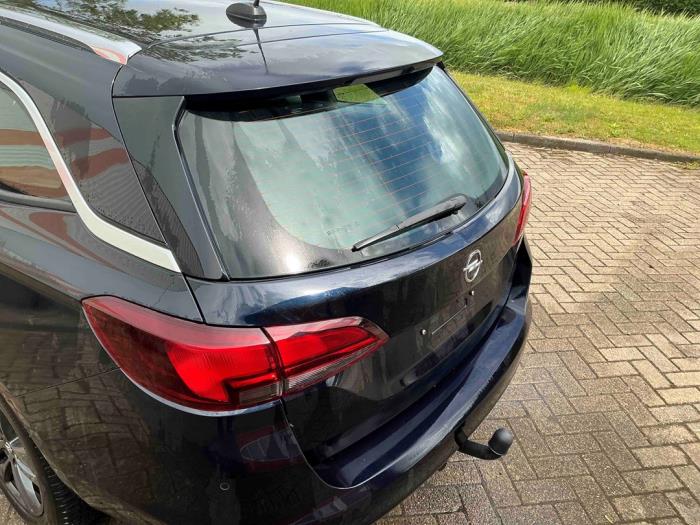 Opel Astra K Sports Tourer 1.0 Turbo 12V Vehículo de desguace (2019, Metálico, Azul)