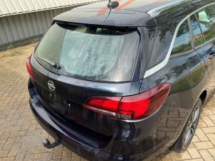 Opel Astra K Sports Tourer 1.0 Turbo 12V Vehículo de desguace (2019, Metálico, Azul)