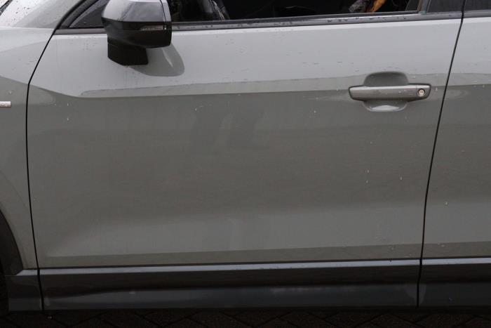 Audi Q2 2.0 TDI 16V 190 Quattro Samochód złomowany (2017, Szary)