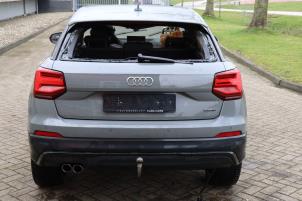 Audi Q2 2.0 TDI 16V 190 Quattro Samochód złomowany (2017, Szary)