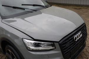 Audi Q2 2.0 TDI 16V 190 Quattro Samochód złomowany (2017, Szary)