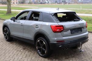 Audi Q2 2.0 TDI 16V 190 Quattro Samochód złomowany (2017, Szary)