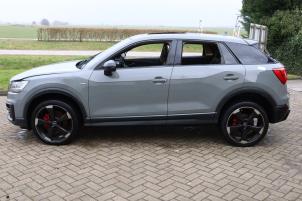Audi Q2 2.0 TDI 16V 190 Quattro Samochód złomowany (2017, Szary)