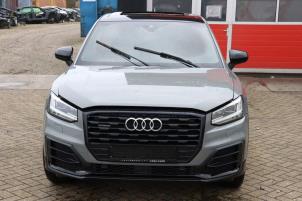 Audi Q2 2.0 TDI 16V 190 Quattro Samochód złomowany (2017, Szary)