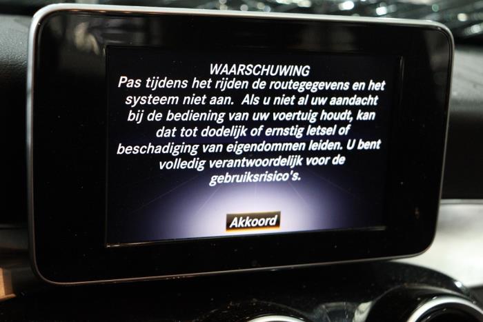 Mercedes C C-180 1.6 16V Salvage vehicle (2015, Metallic, Silver grey, Gray)