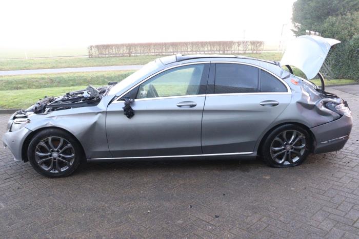 Mercedes C C-180 1.6 16V Salvage vehicle (2015, Metallic, Silver grey, Gray)