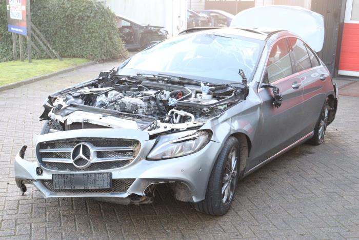 Mercedes C C-180 1.6 16V Salvage vehicle (2015, Metallic, Silver grey, Gray)